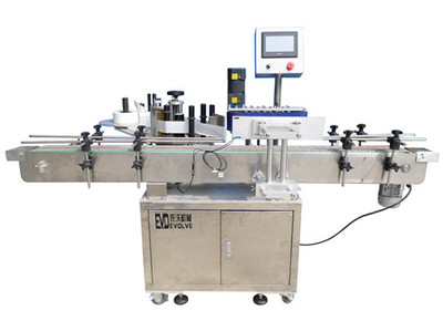 如何选择高性价比的圆瓶贴标机？依沃供与市场对比分析